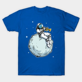 astronaut spielt trompete musik T-Shirt